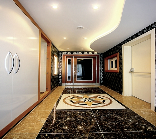 BEYLİKDÜZÜ´NDE MERKEZİ KONUMDA GENİŞ M2 3+1 KONFORLU DAİRE